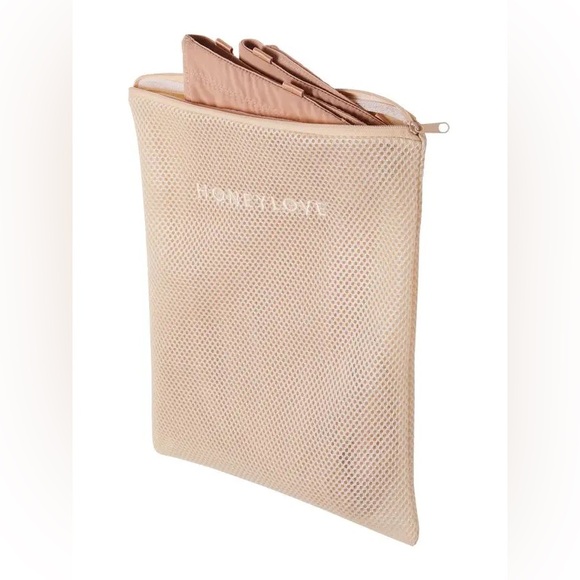 Honeylove Handbags - HoneyLove Delicate Intimates Wash Bag NEW